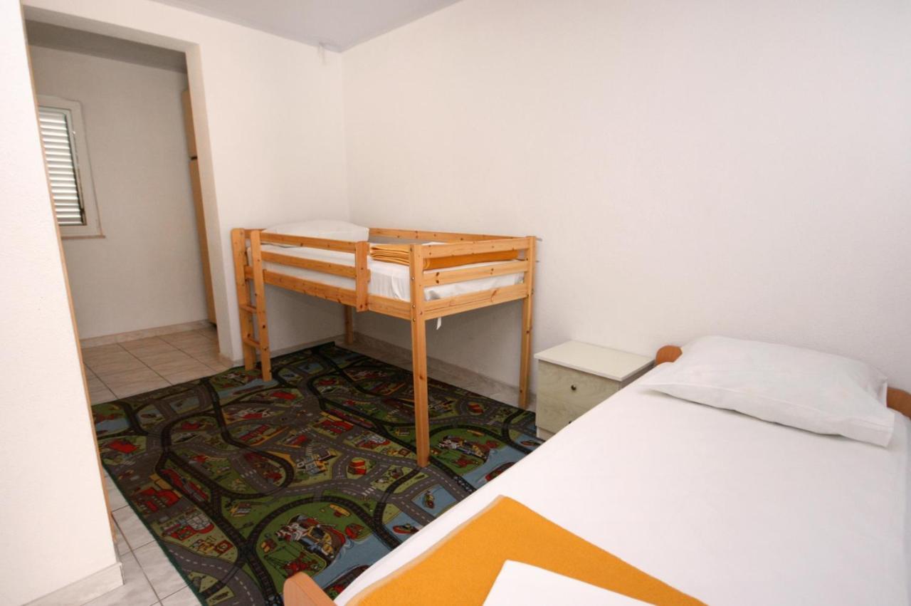 Apartments By The Sea Promajna, Makarska - 2673 المظهر الخارجي الصورة