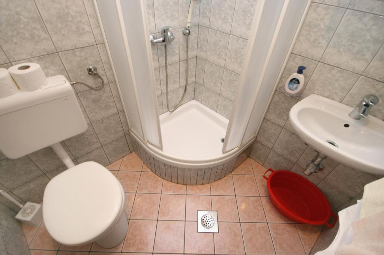Apartments By The Sea Promajna, Makarska - 2673 المظهر الخارجي الصورة
