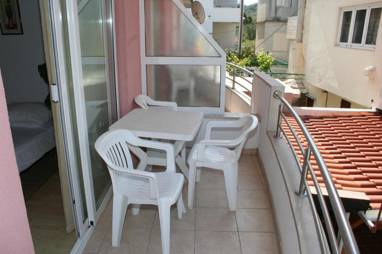 Apartments By The Sea Promajna, Makarska - 2673 المظهر الخارجي الصورة