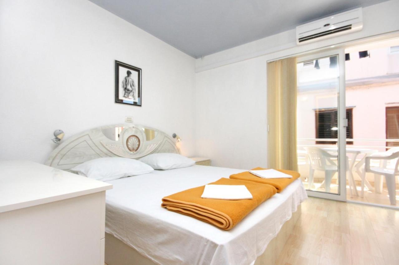 Apartments By The Sea Promajna, Makarska - 2673 المظهر الخارجي الصورة